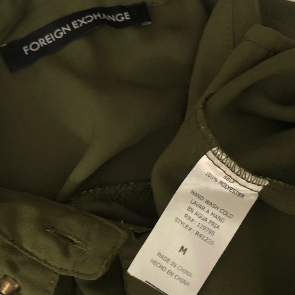 Foreign Exchange Olive Green Long Sleeve Blouse Button-Up Collar Studs Preowned - Picture 8 of 8